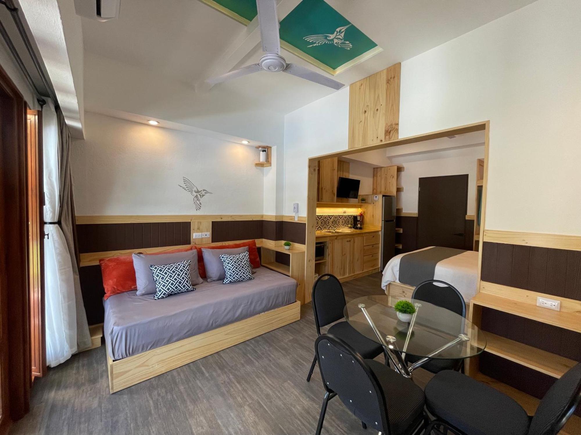Aranjuez Lofts Santa Ana Apartment Санта Ана Екстериор снимка